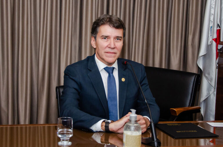 Dr. Jarbas Soares, Procurador-Geral de Justiça de Minas Gerais, promove ato em defesa da Democracia / Foto: Divulgação MPMG