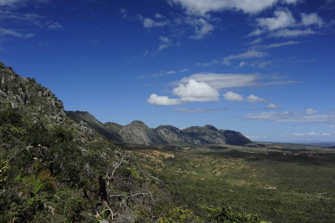 Imagem panorâmica da Serra do Espinhaço