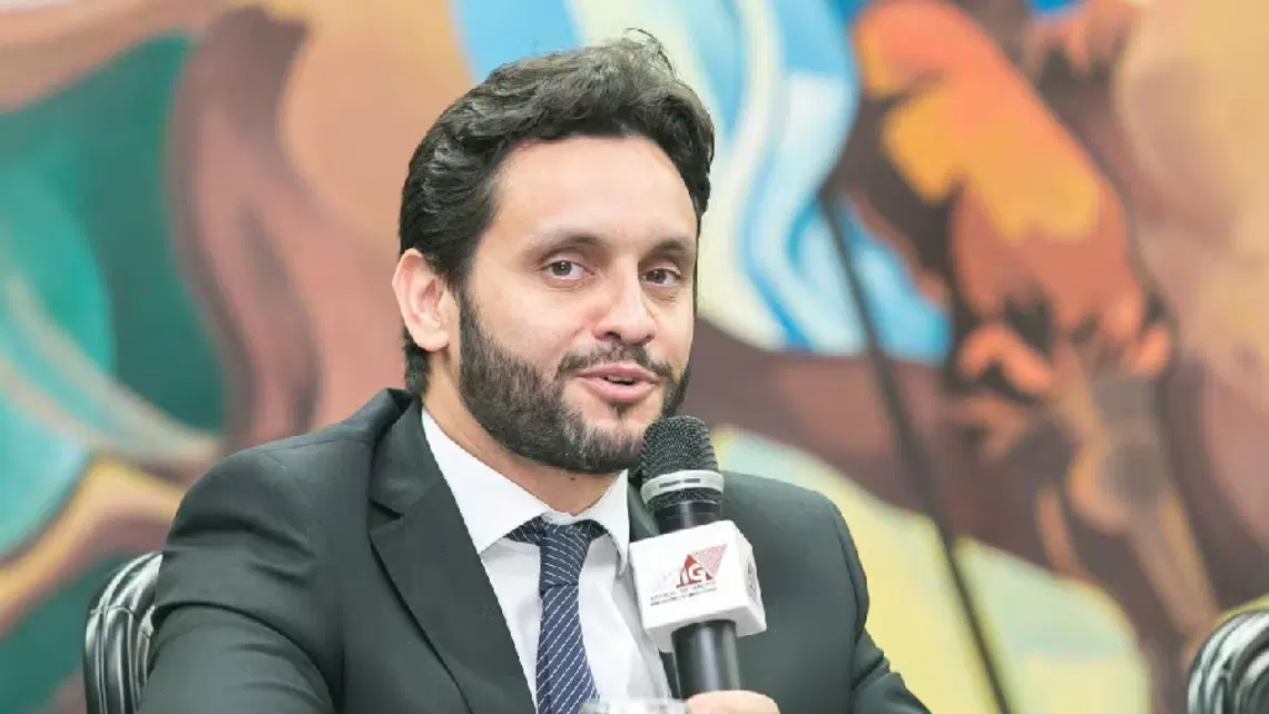 Toscano receberá diploma na CMBH
