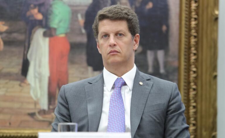 Ricardo Salles em audiência na Câmara