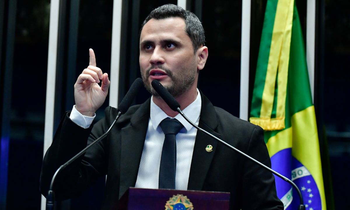 Cleitinho Azevedo
