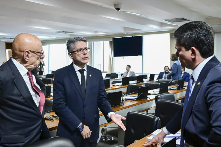 CCJ do Senado