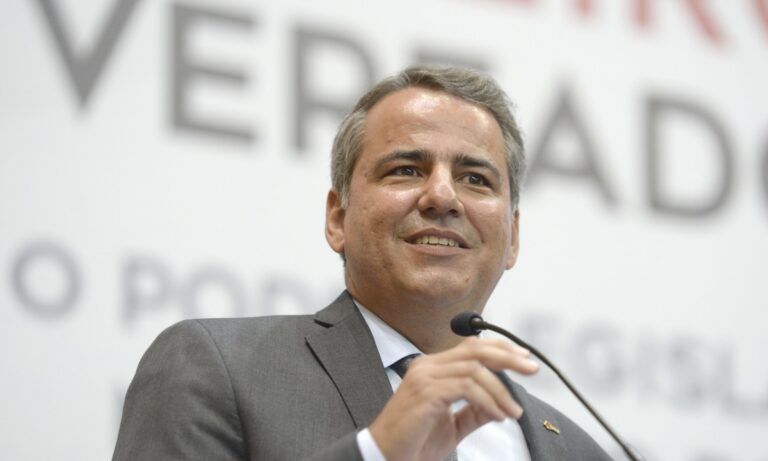 julvan lacerda