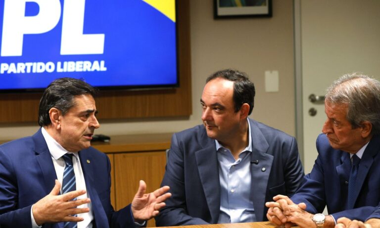 Domingos Sávio, Flávio Roscoe e Valdemar Costa Neto